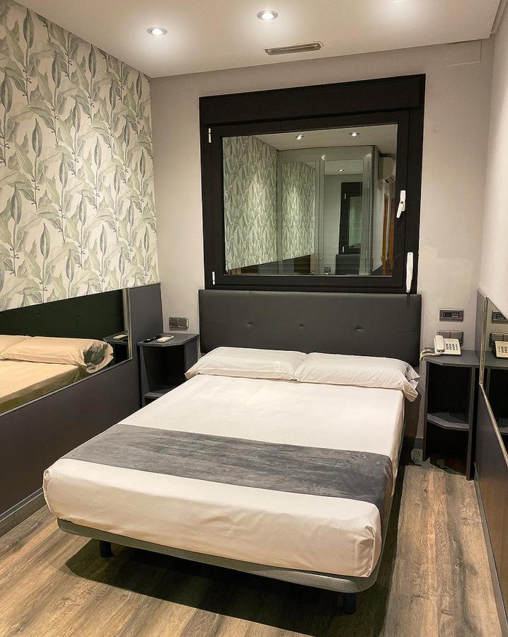 Hotel Fabrik 우마네스 데 마드리드 외부 사진